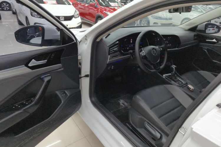 大众 速腾 2021款 200TSI DSG舒适智联版中控内饰20