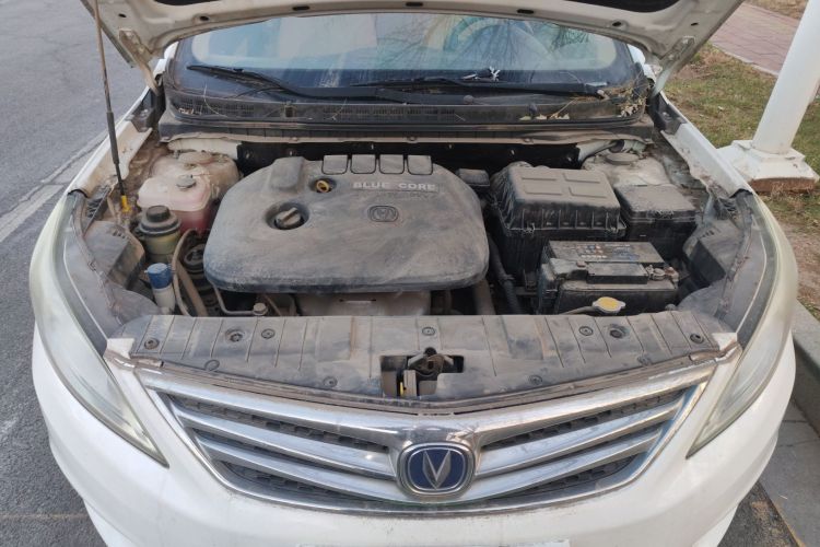 长安 逸动 2015款 1.6L 手动豪华型 国V局部细节24