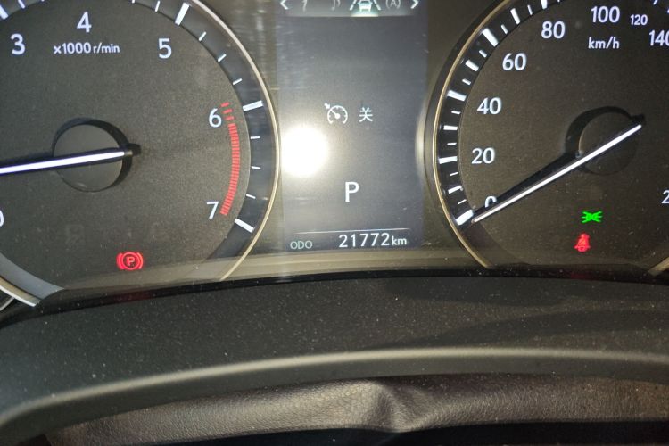 雷克萨斯RX 2016款 300 四驱典雅版 国V中控内饰15