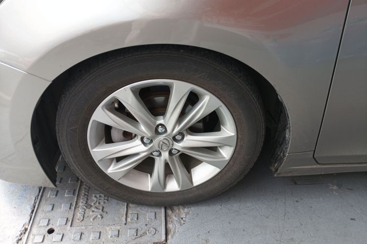 雷克萨斯CT 2014款 CT200h 精英版 单色车身外观6007