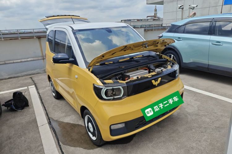 五菱汽车 宏光MINIEV 2021款 马卡龙臻享款 三元锂车身外观3