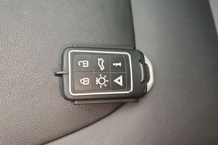 沃尔沃XC60 2015款 T6 AWD 智越版中控内饰7001