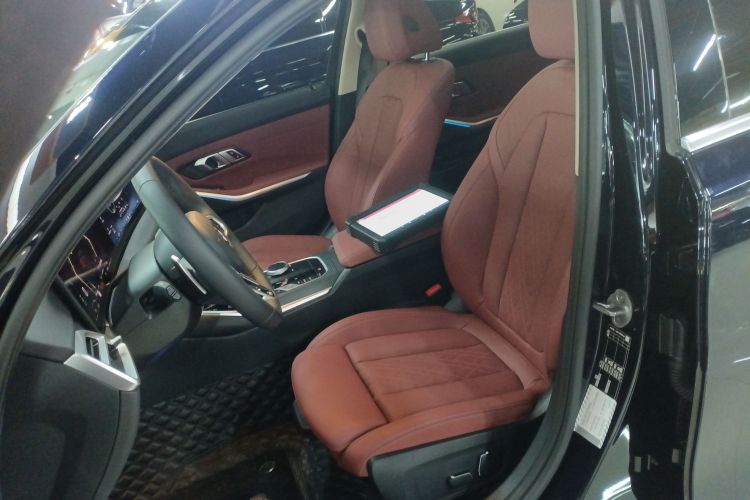 宝马3系 2025款 325Li M运动套装局部细节19