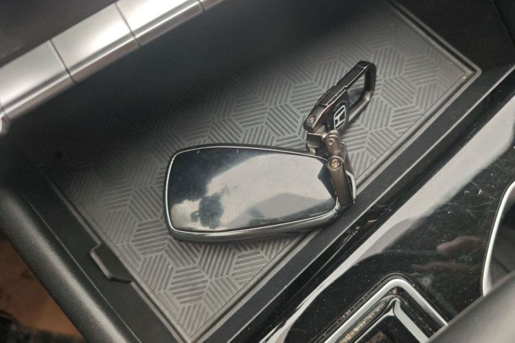 长安 逸动 2022款 PLUS 蓝鲸NE 1.4T GDI DCT尊贵版中控内饰7001