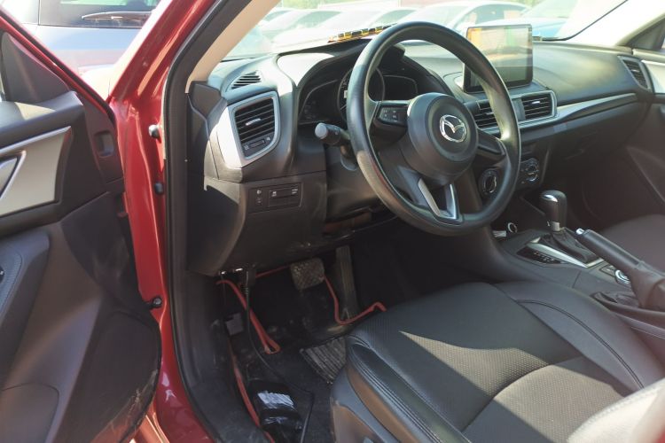 马自达3 昂克赛拉 2017款 三厢 1.5L 自动舒适型 国V中控内饰20