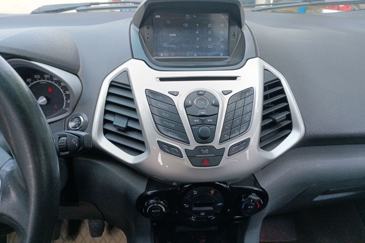 福特 翼搏 2013款 1.0L GTDi 手动尊贵型中控内饰16