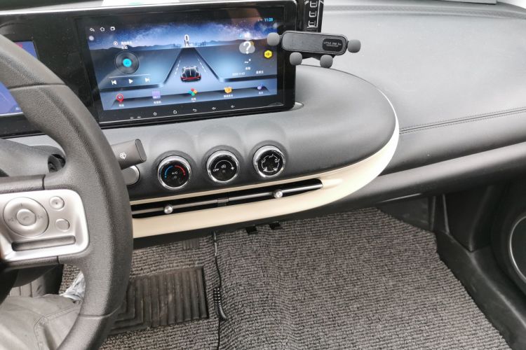 五菱汽车 五菱缤果 2024款 203km 轻享款局部细节16