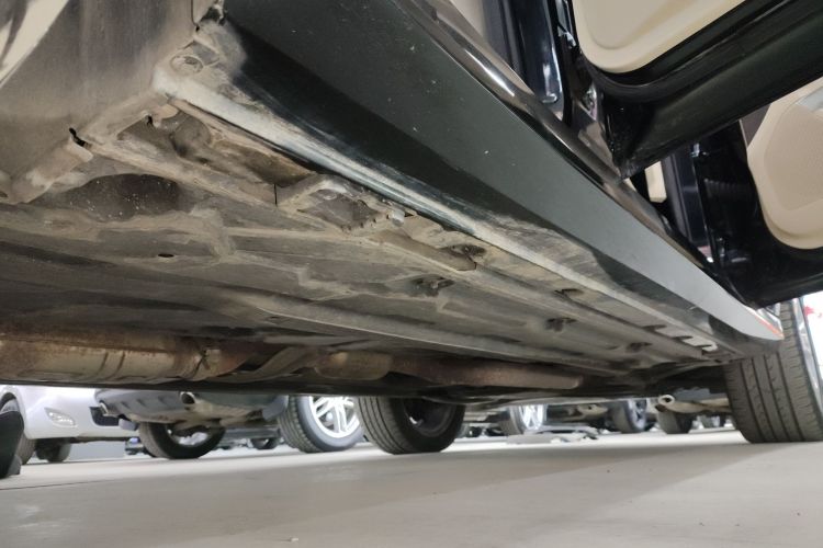 奔驰GLK级 2015款 GLK 260 4MATIC 动感型 极致版局部细节9001