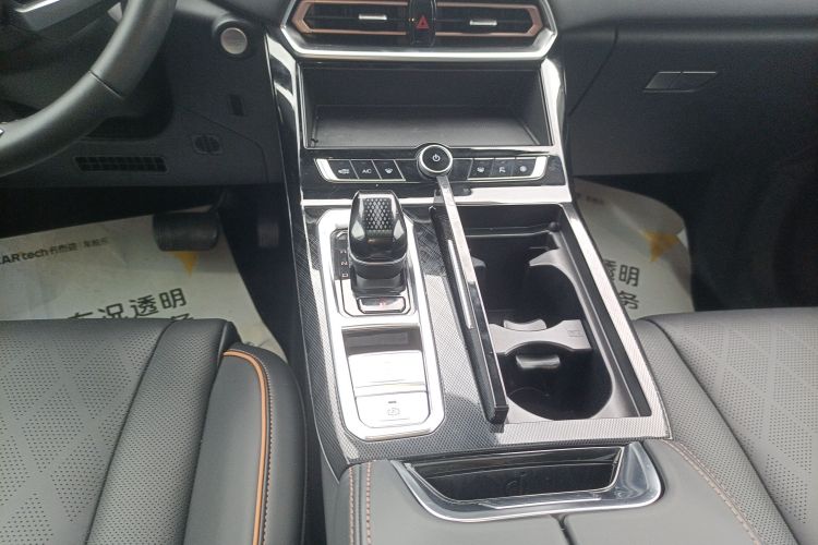 魏牌 拿铁DHT 2022款 1.5T DHT大杯局部细节18