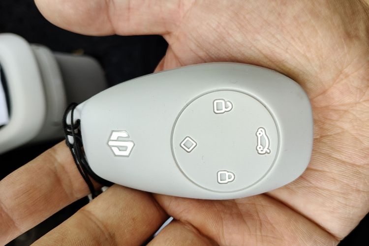 零跑汽车 零跑T03 2023款 310轻享版中控内饰7001