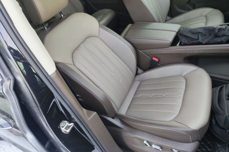 大众 威然 2024款 330TSI 豪华版局部细节41