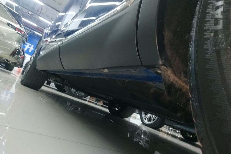 红旗HS5 2022款 2.0T 智联旗享四驱版局部细节9002