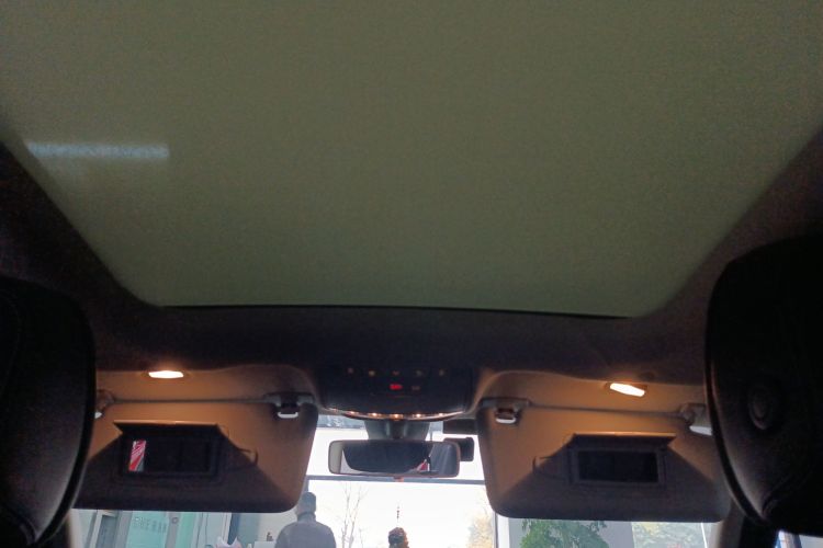 奔驰C级 2020款 改款 C 260 L 运动版局部细节22