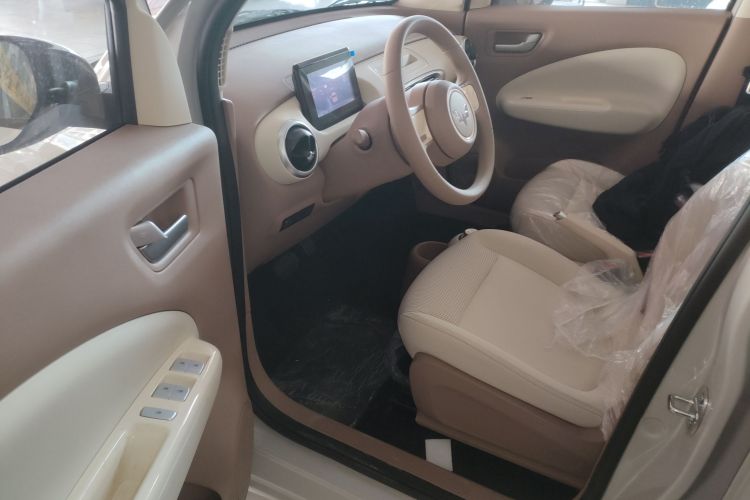 五菱汽车 宏光MINIEV 2025款 四门版 进阶款中控内饰20