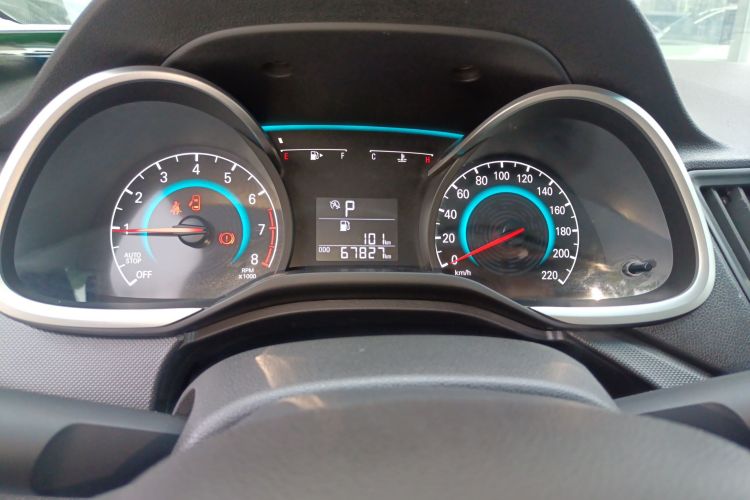 雪佛兰 科沃兹 2019款 320 自动欣享天窗版中控内饰14