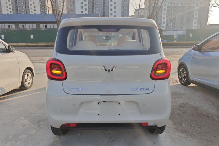 五菱汽车 宏光MINIEV 2025款 四门版 进阶款车身外观6