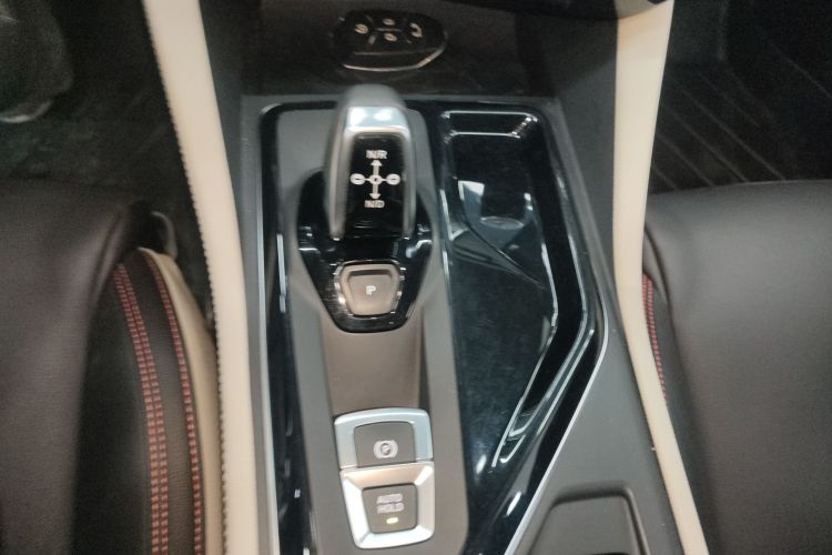 领克02 2019款 1.5T DCT两驱耀版 国VI中控内饰18