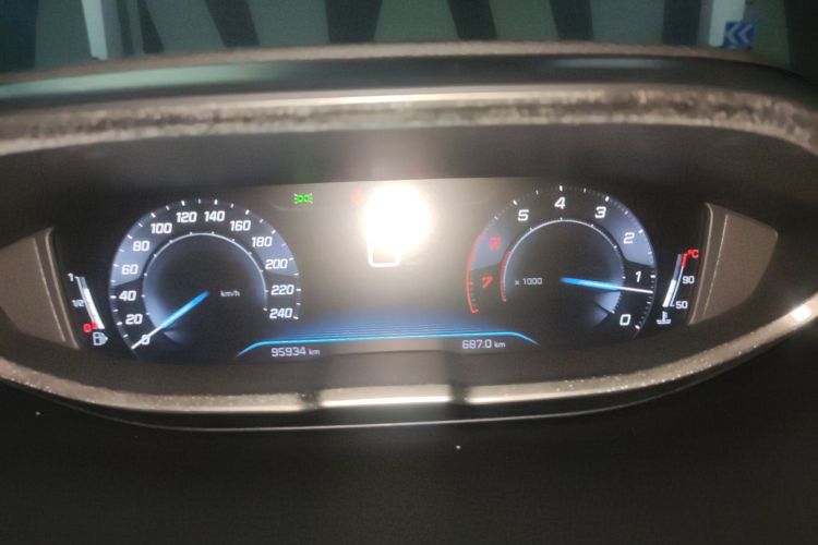 标致4008 2019款 350THP 尝先版中控内饰14