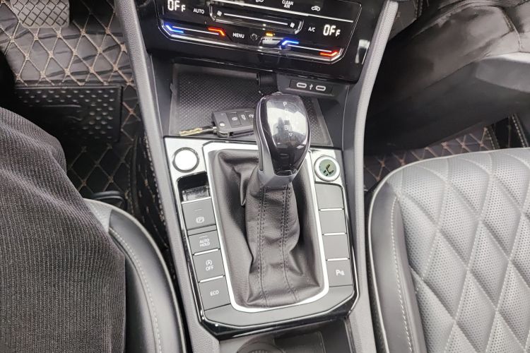 大众 速腾 2023款 200TSI DSG超越版中控内饰18