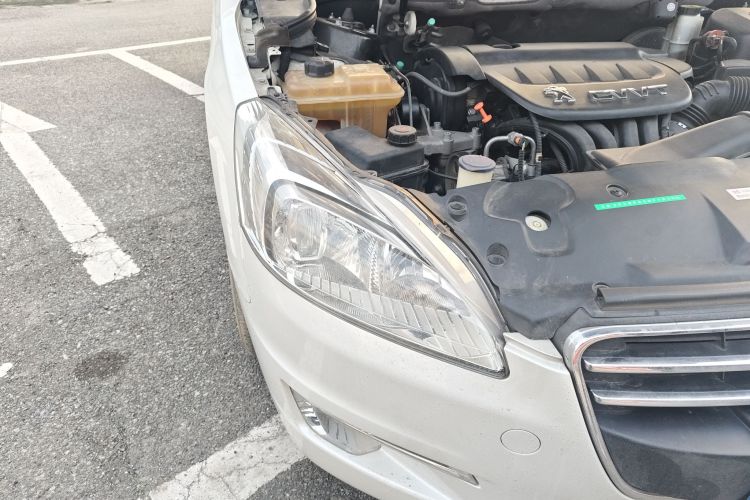 标致508 2013款 2.0L 两周年纪念 自动天窗经典版车身外观8