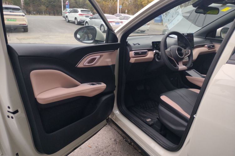 比亚迪 海鸥 2025款 305km 活力版中控内饰20