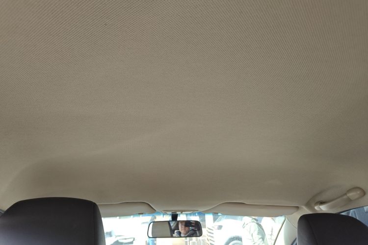 宝骏310W 2017款 1.5L 手动时尚型 国V中控内饰22