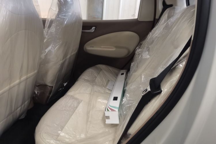 五菱汽车 宏光MINIEV 2025款 四门版 进阶款中控内饰21