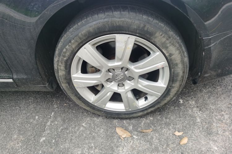 奥迪A6L 2011款 2.8 FSI 豪华型车身外观6007