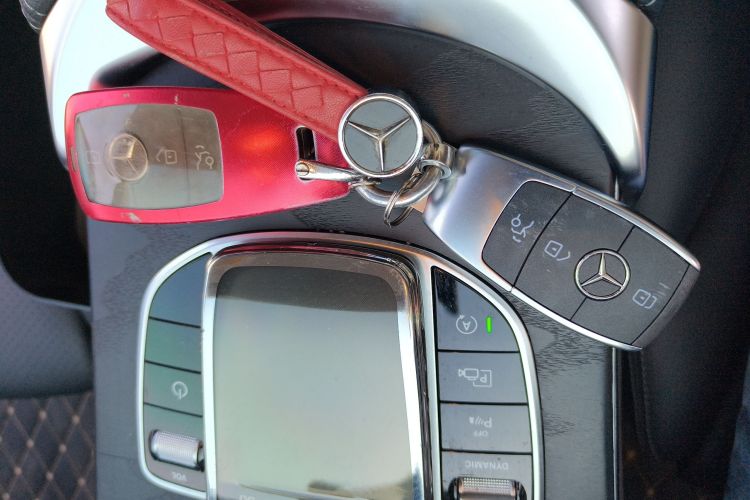 奔驰C级(进口) 2020款 改款 C 260 旅行轿车中控内饰11