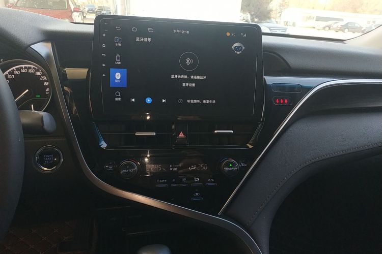 丰田 凯美瑞 2021款 2.0G 豪华版中控内饰16