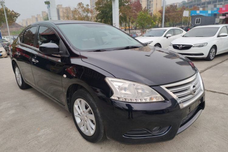 日产 轩逸 2012款 1.6XL CVT豪华版车身外观3