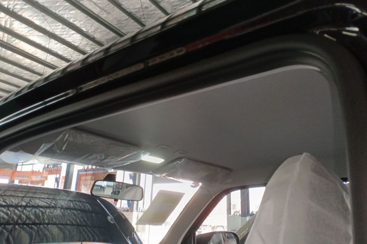 吉利银河 2025款 210km 熊猫卡丁中控内饰22