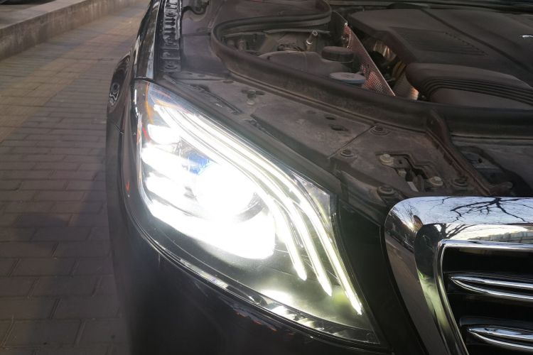 奔驰S级 2020款 S 350 L 尊享型 臻藏版车身外观8