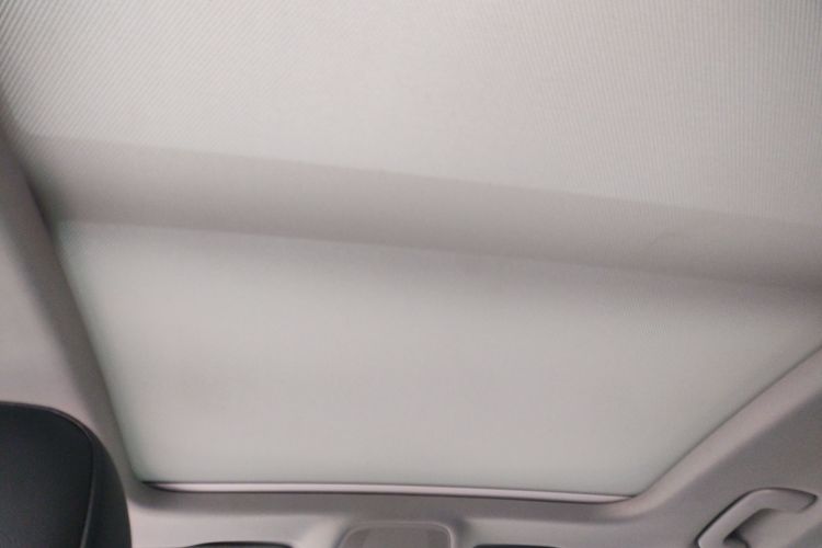 奥迪A4L 2019款 40 TFSI 进取型 国V中控内饰22