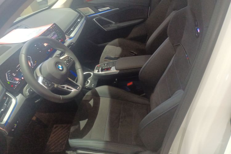 宝马X1 2023款 xDrive25Li M运动套装局部细节19