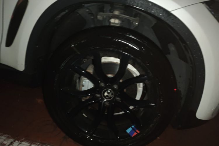 宝马X6 2017款 xDrive28i车身外观10