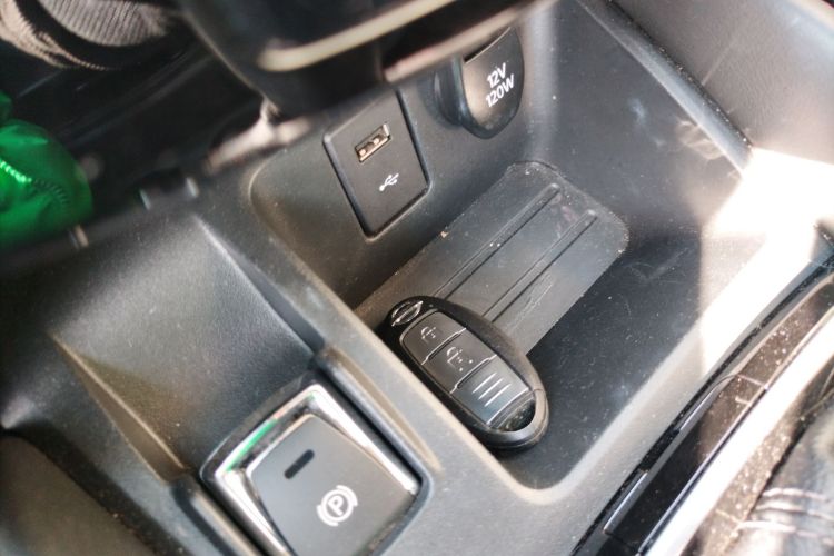 日产 逍客 2021款 2.0L CVT豪华版中控内饰11