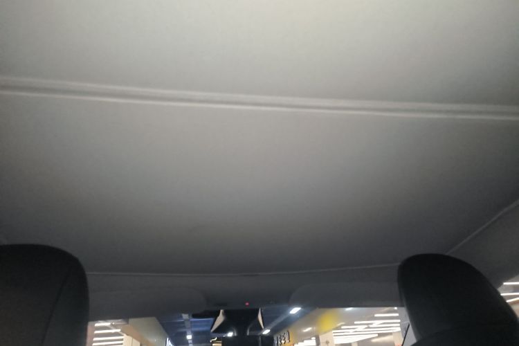 特斯拉 Model Y 2022款 后轮驱动版局部细节22