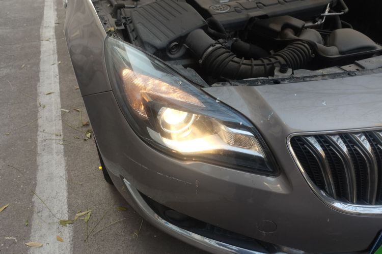 别克 君威 2015款 2.0L 领先时尚型车身外观8