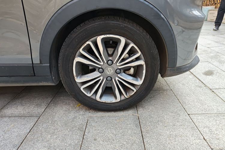 零跑汽车 零跑T03 2021款 400豪华版车身外观10