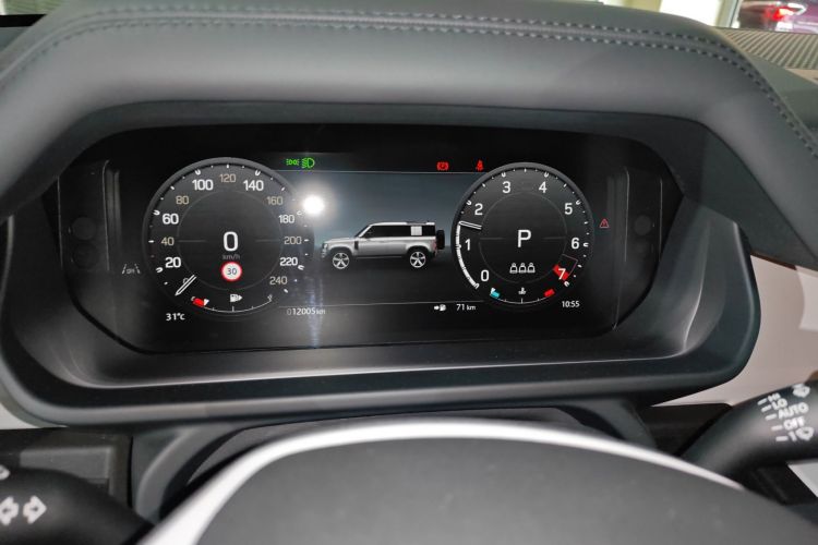 路虎卫士 2024款 110 3.0T P400 X-DYNAMIC HSE局部细节14