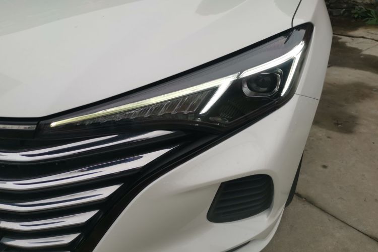 长安 逸动 2021款 PLUS 1.6L GDI 手动豪华型局部细节36