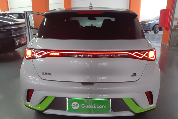 比亚迪 海豚 2021款 405km 时尚版车身外观6