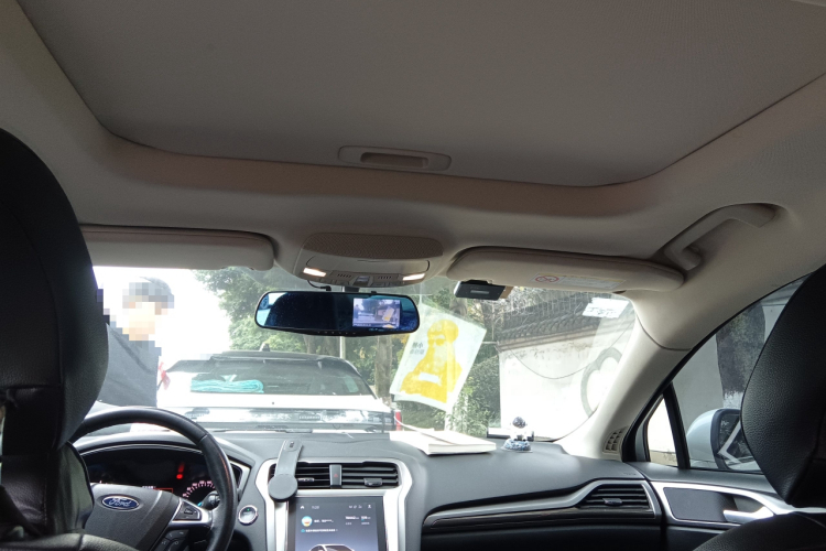 福特 蒙迪欧 2020款 EcoBoost 200 时尚型局部细节22