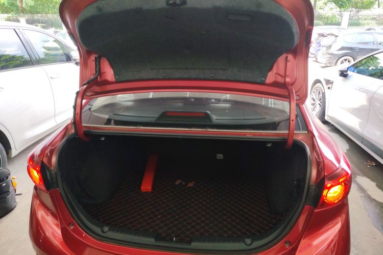 马自达3 昂克赛拉 2017款 三厢 1.5L 自动豪华型 国VI中控内饰23