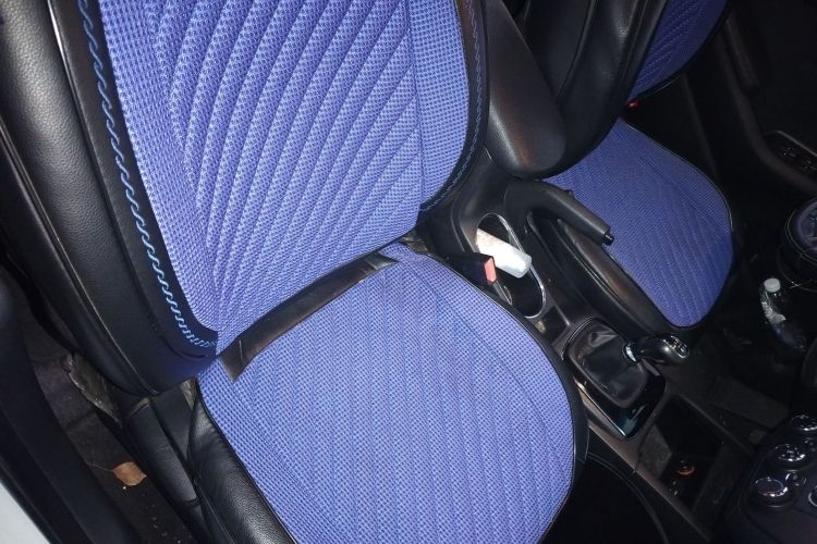 起亚K3 2016款 1.6L 手动GLS局部细节41