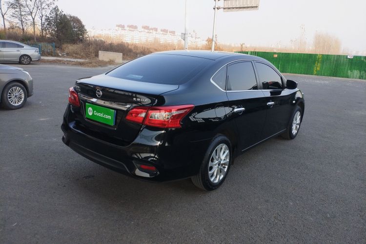 日产 轩逸 2022款 经典 1.6XE CVT舒适版车身外观7