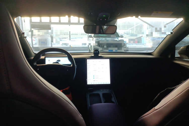 蔚来ET5 2024款 75kWh中控内饰7002