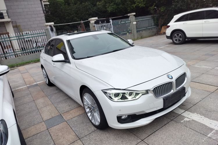 宝马3系 2018款 320Li 时尚型车身外观3