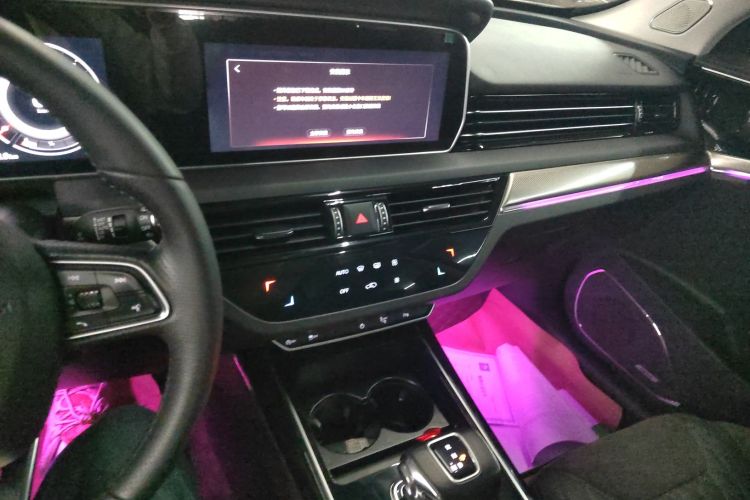 红旗HS5 2022款 改款 2.0T 智联旗享版中控内饰16